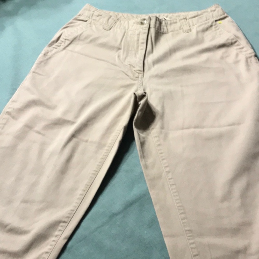 L.L.Bean~~Capris Khaki 🤎